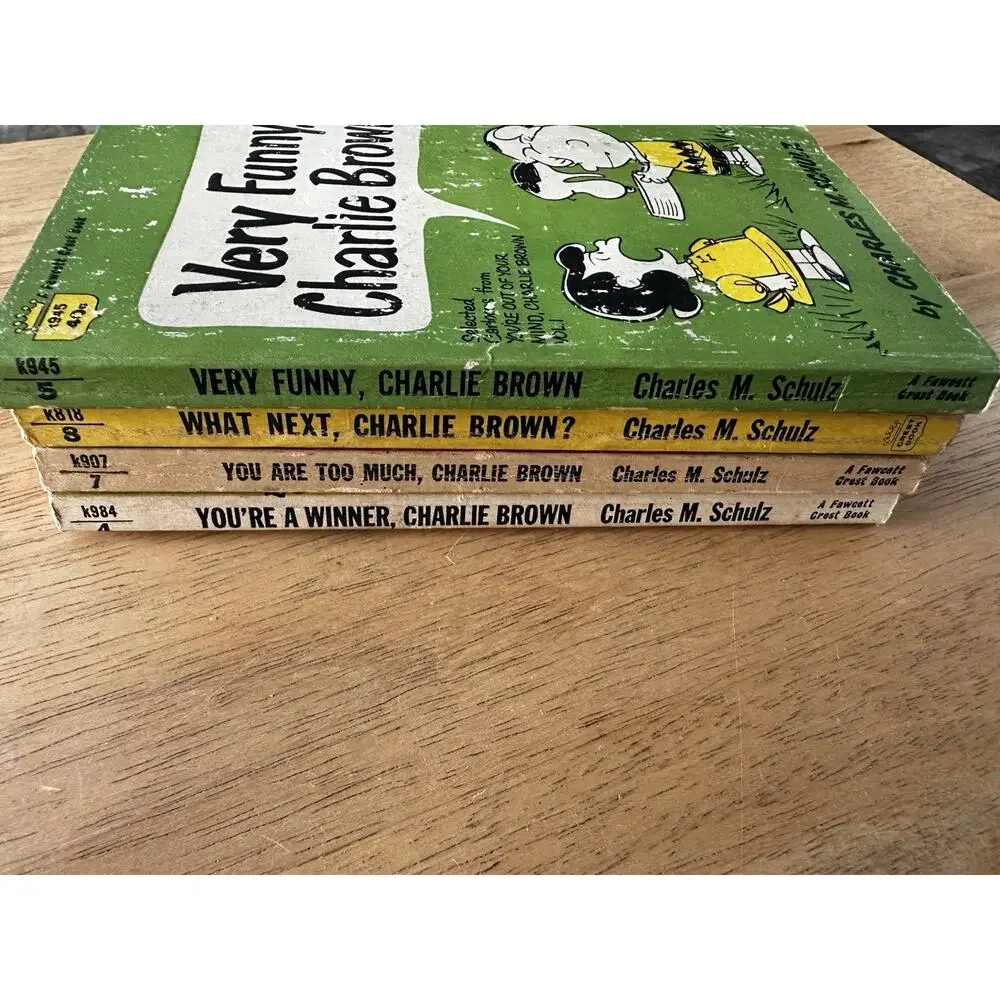 Peanuts Charlie Brown Comic/Cartoon PB Book Lot 4 1967 Charles M Schulz VTG